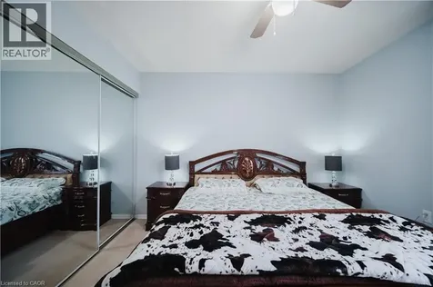 18 Knightsbridge Road Brampton ON L6T 3X5