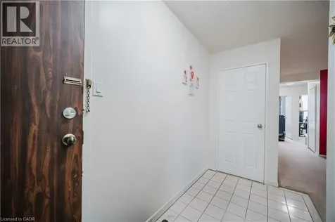 18 Knightsbridge Road Brampton ON L6T 3X5