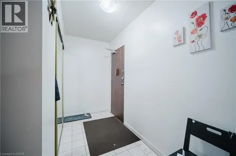 18 Knightsbridge Road Brampton ON L6T 3X5
