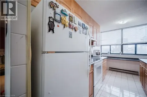 18 Knightsbridge Road Brampton ON L6T 3X5