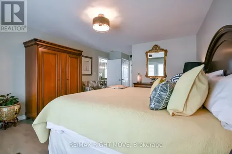661 Glen Crescent Orillia ON L3V 6R2