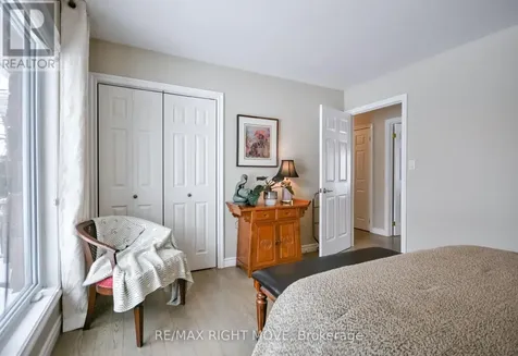 661 Glen Crescent Orillia ON L3V 6R2