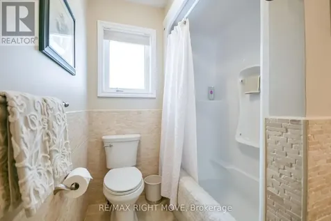 661 Glen Crescent Orillia ON L3V 6R2