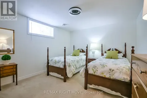 661 Glen Crescent Orillia ON L3V 6R2