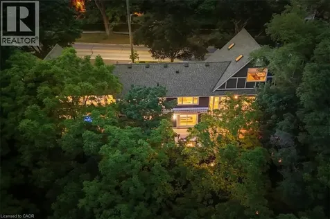 382 Trafalgar Road Oakville ON L6J 3H5