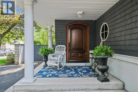 382 Trafalgar Road Oakville ON L6J 3H5