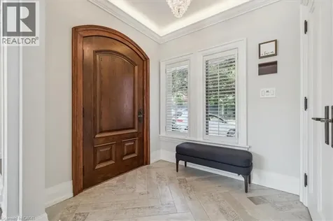 382 Trafalgar Road Oakville ON L6J 3H5