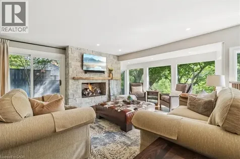382 Trafalgar Road Oakville ON L6J 3H5
