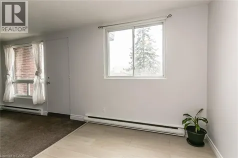 4 Avalon Place Kitchener ON N2M 4N9