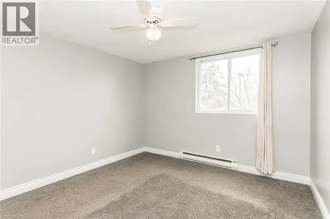 4 Avalon Place Kitchener ON N2M 4N9