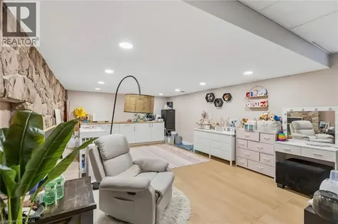 3 Chicopee Terrace Kitchener ON N2A 1T2