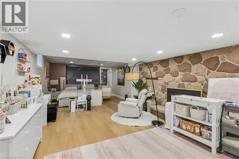 3 Chicopee Terrace Kitchener ON N2A 1T2