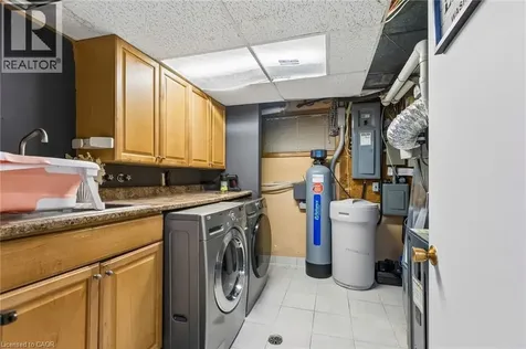 3 Chicopee Terrace Kitchener ON N2A 1T2