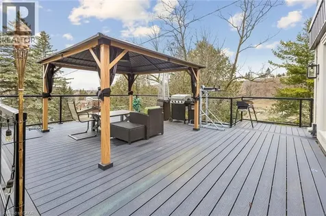 3 Chicopee Terrace Kitchener ON N2A 1T2