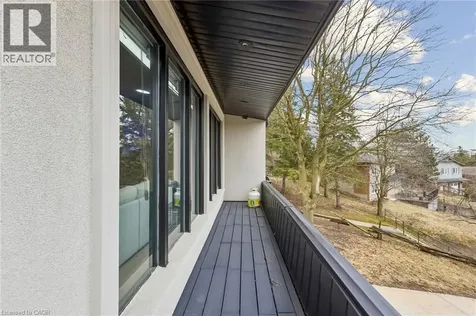 3 Chicopee Terrace Kitchener ON N2A 1T2