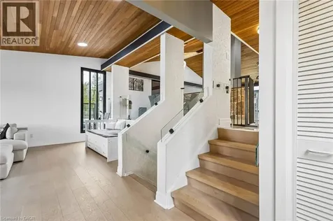 3 Chicopee Terrace Kitchener ON N2A 1T2