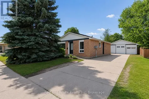 96 Pathfinder Crescent Kitchener ON N2P 1S6