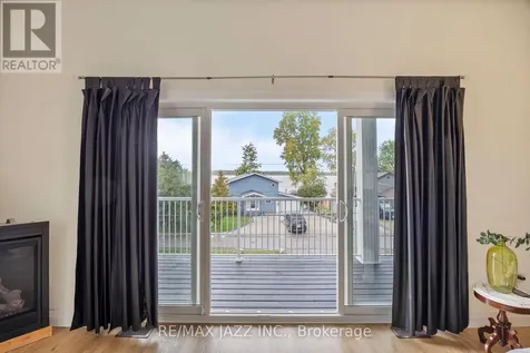 283 Platten Boulevard Scugog ON L9L 1B4