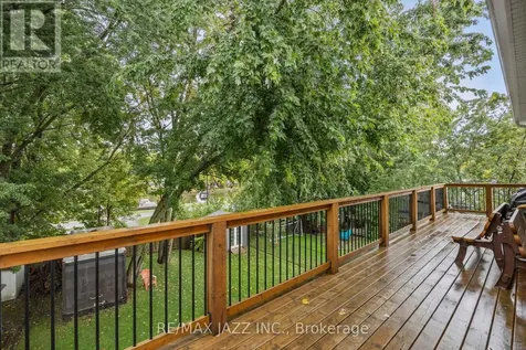 283 Platten Boulevard Scugog ON L9L 1B4