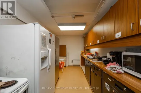 827 2nd Avenue East Owen Sound ON N4K 2H2
