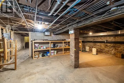 827 2nd Avenue East Owen Sound ON N4K 2H2
