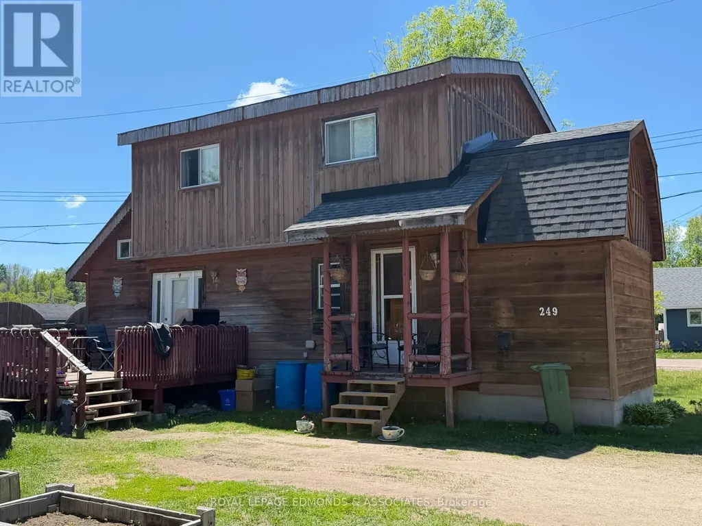 249 Wilfred Street Pembroke ON K8A 5K8