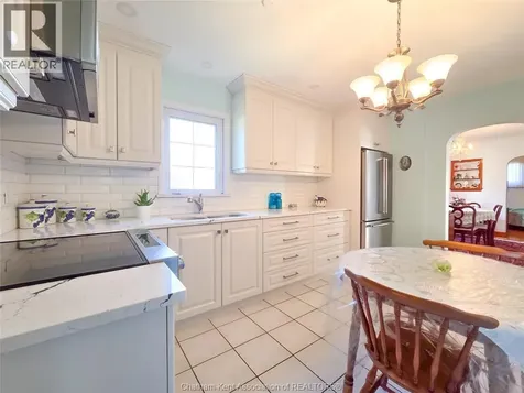 465 Victoria Avenue Chatham ON N7L 3B4