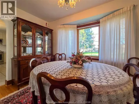 465 Victoria Avenue Chatham ON N7L 3B4