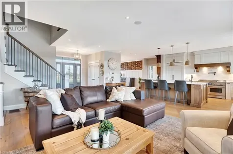 42 Parsonage Road Ancaster ON N3T 5M1