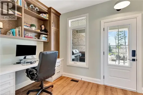 42 Parsonage Road Ancaster ON N3T 5M1