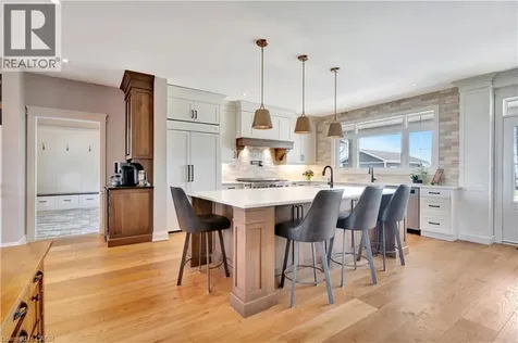 42 Parsonage Road Ancaster ON N3T 5M1