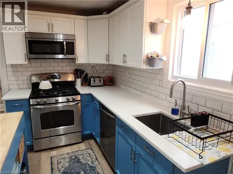 4313 Central Avenue Beamsville ON L0R 1B6