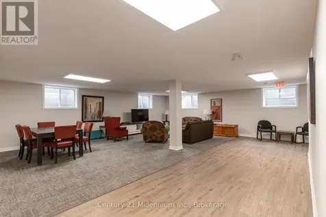 37 Silver Glen Boulevard Collingwood ON L9Y 0G9