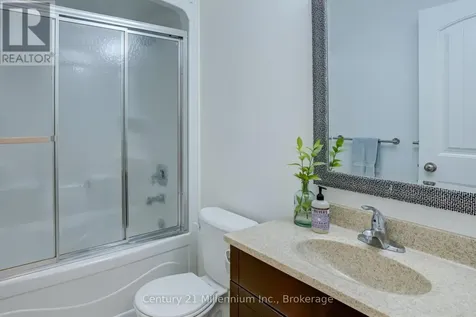 37 Silver Glen Boulevard Collingwood ON L9Y 0G9