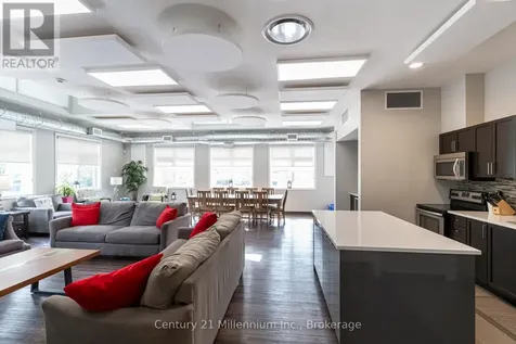 37 Silver Glen Boulevard Collingwood ON L9Y 0G9
