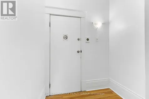 70 Anderson Street Ottawa ON K1R 6T7