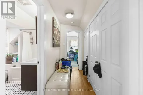 70 Anderson Street Ottawa ON K1R 6T7