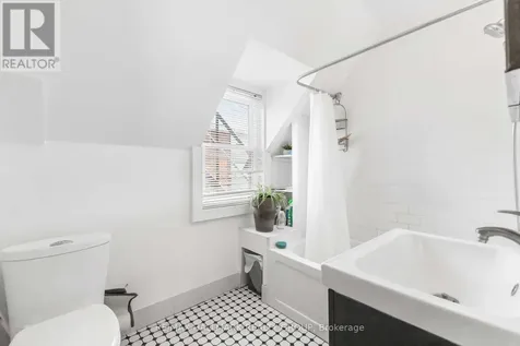 70 Anderson Street Ottawa ON K1R 6T7