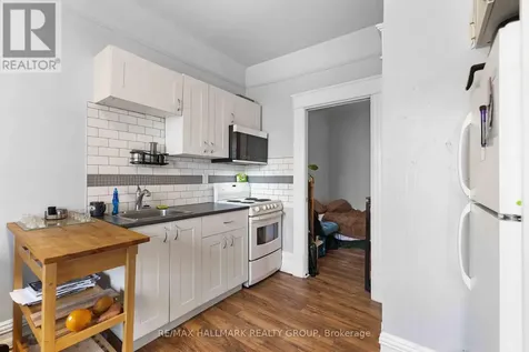 70 Anderson Street Ottawa ON K1R 6T7