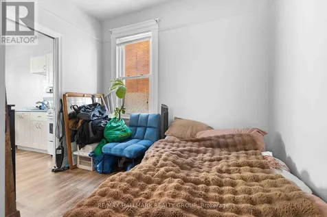 70 Anderson Street Ottawa ON K1R 6T7