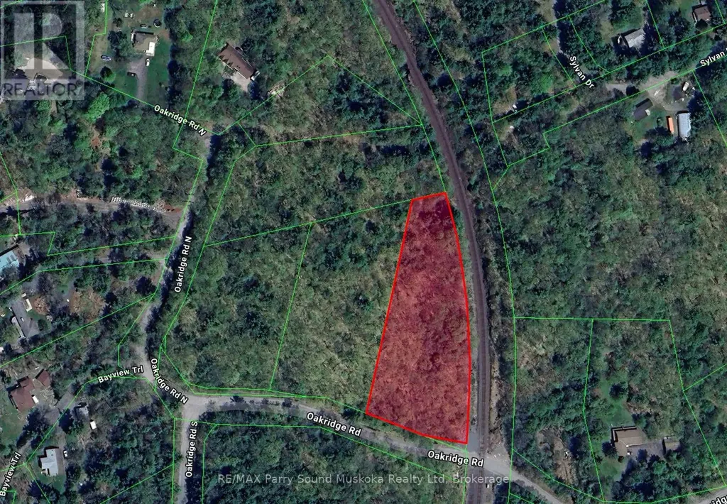 11 Oakridge Road North Mcdougall ON P2A 2W9