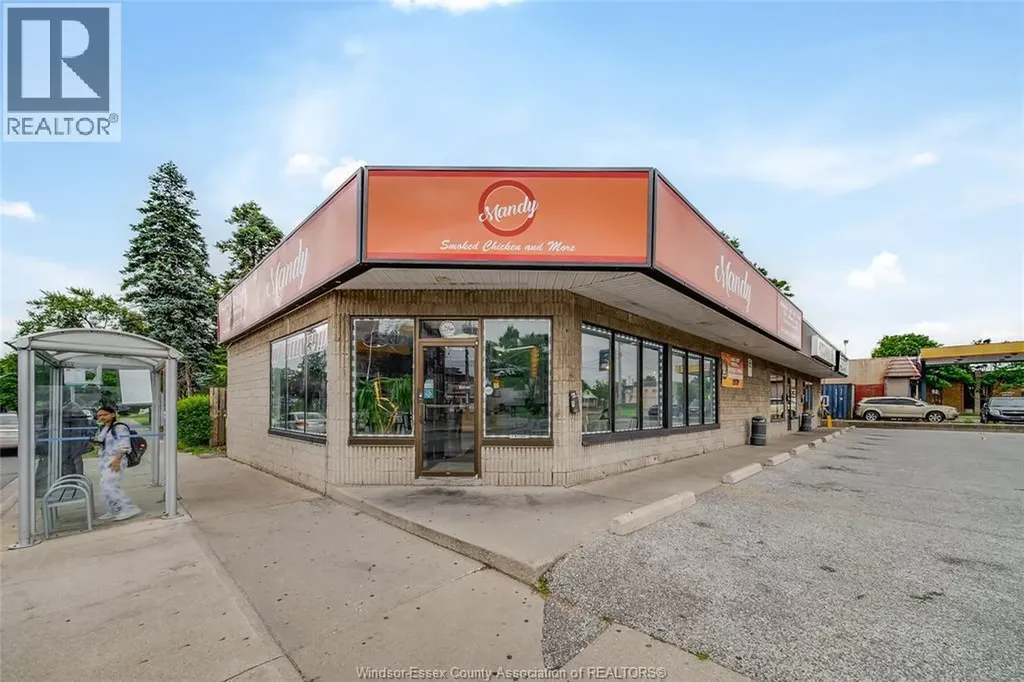 1705 Wyandotte Street West Windsor ON N9J 1A5