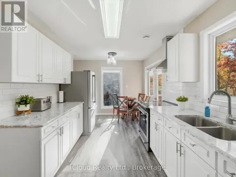 6 Springhill Road Mckellar ON P0G 1C0