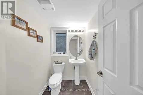 16 Treetops Boulevard New Tecumseth ON L9R 0M3