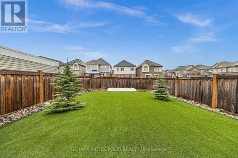 16 Treetops Boulevard New Tecumseth ON L9R 0M3
