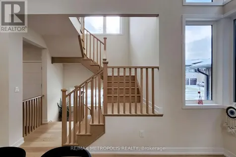 104 Stoneleigh Drive Blue Mountains ON L9Y 0V1