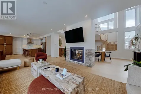 104 Stoneleigh Drive Blue Mountains ON L9Y 0V1