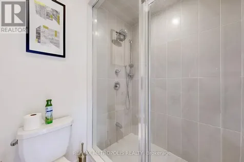 104 Stoneleigh Drive Blue Mountains ON L9Y 0V1