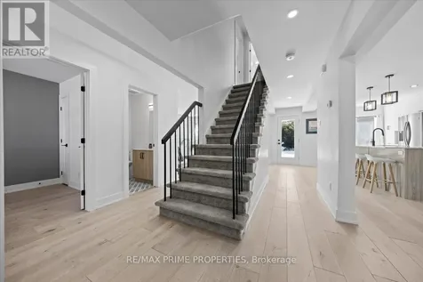 1535 Kamouraska Circle Ottawa ON K1C 3J1