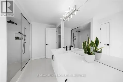 1535 Kamouraska Circle Ottawa ON K1C 3J1